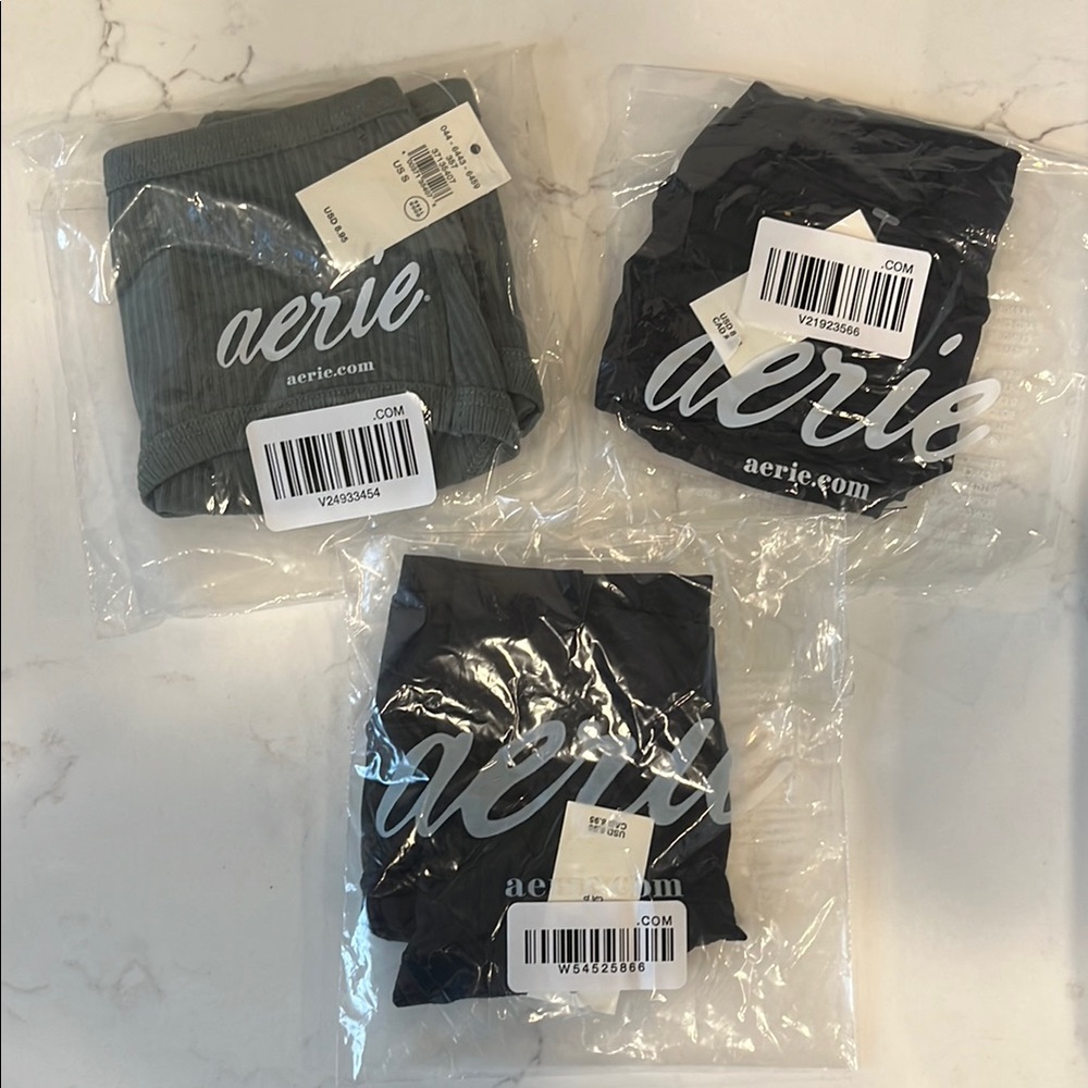 NWT Size Small Aerie Undies - Full Coverage
